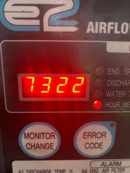 232663