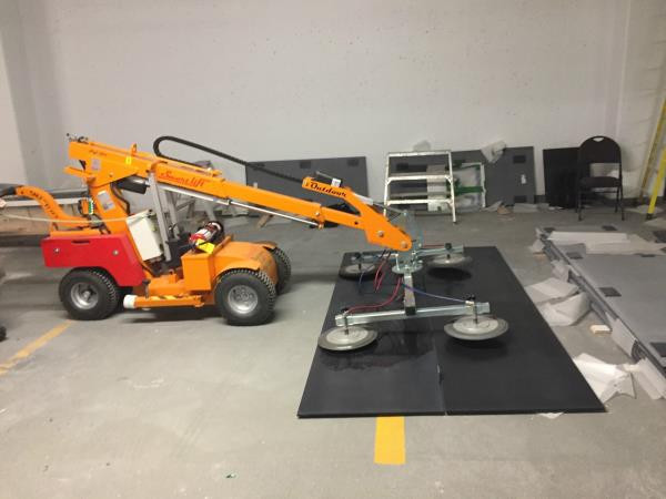 SL 608 Outdoor High Lifter 2
