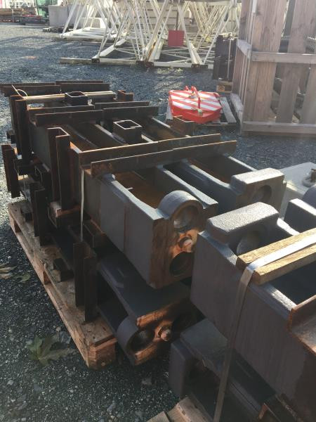 621608