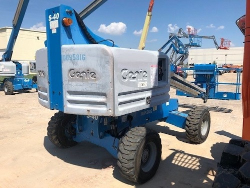 S40 2