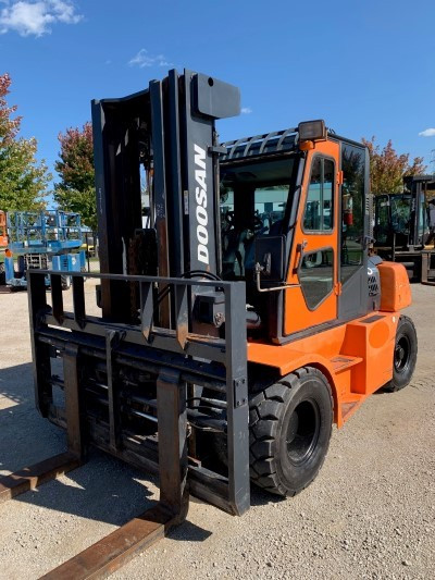 D70S-2 3
