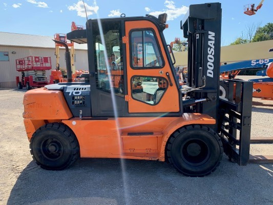 D70S-2 4